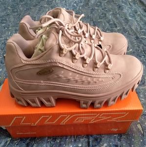 Lugz sneakers